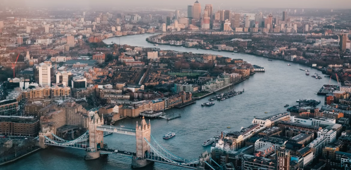 REGAL LONDON COMPLETES THE STRUCTURE - Commercial road #1