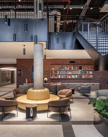 Fulton & Fifth - Lobby